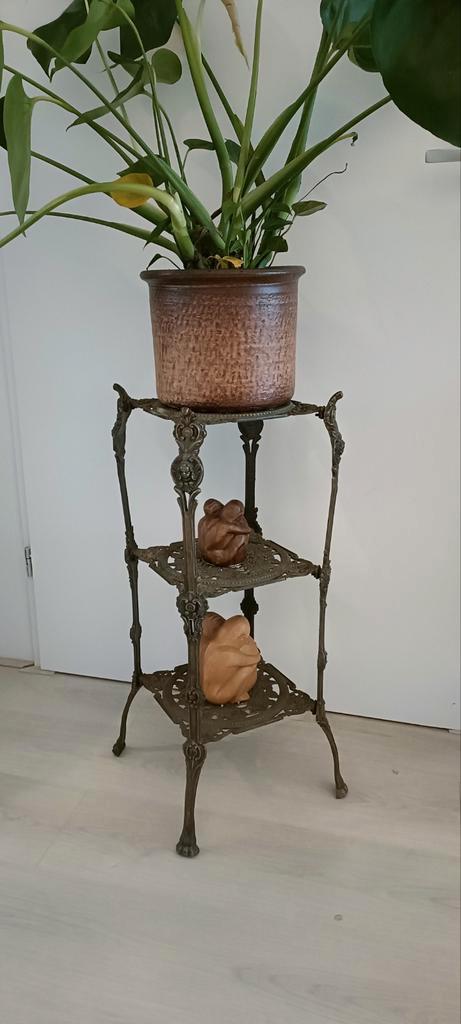 Messing Etagère met Leeuwenpootjes, Huis en Inrichting, Tafels | Bijzettafels, Gebruikt, Vierkant, 60 cm of meer, Minder dan 55 cm