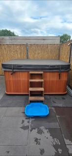 Jacuzzi 5 persoons met cover, Tuin en Terras, Bubbelbaden en Hottubs, Ophalen, Gebruikt, Filter, Vast