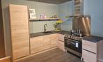 Luxe hout kleurige  showroomkeuken, greep loos met zwarte gr, Ophalen, Overige kleuren, Hoekkeuken, Nieuw