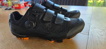 KTM mountainbike schoenen maat 42 beschikbaar voor biedingen