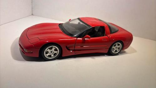Chevrolet Corvette c5 red Bburago 1.18, Hobby en Vrije tijd, Modelauto's | 1:18, Zo goed als nieuw, Bburago, Ophalen of Verzenden