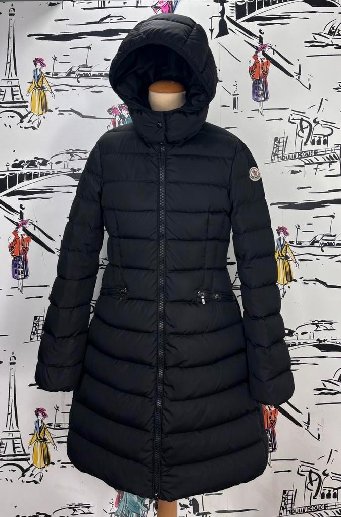 Moncler all black charpal winterjas maat 12 (860 euro), Kinderen en Baby's, Kinderkleding | Maat 152, Zo goed als nieuw, Meisje