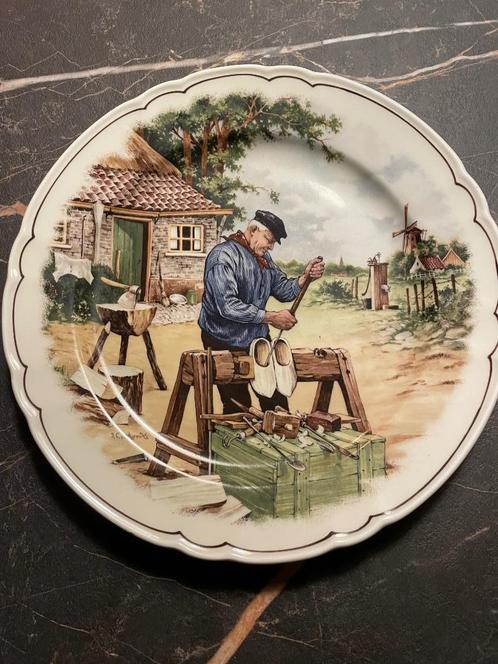 1 wandbord Klompenmaker van Royal Schwabap, Antiek en Kunst, Antiek | Wandborden en Tegels, Ophalen