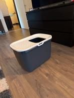 Kattenbak met ingang boven, Ophalen, Zo goed als nieuw, Gesloten