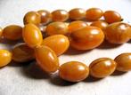 Vintage amber bakeliet ketting, Sieraden, Tassen en Uiterlijk, Antieke sieraden, Ophalen of Verzenden, Overige materialen, Ketting