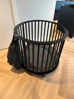 Ronde zwarte box, Kinderen en Baby's, Boxen, Ophalen, Zo goed als nieuw, Rond, Wieltjes