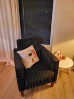 Zwarte fauteuil/stoel met witte strepen, Huis en Inrichting, Fauteuils, Ophalen, Zo goed als nieuw