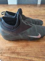 Voetbalschoenen maat 36, Kleding | Heren, Schoenen, Ophalen of Verzenden, Gedragen, Zwart, Sportschoenen