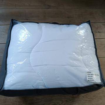 Dekbed nieuw! 240x200cm beschikbaar voor biedingen