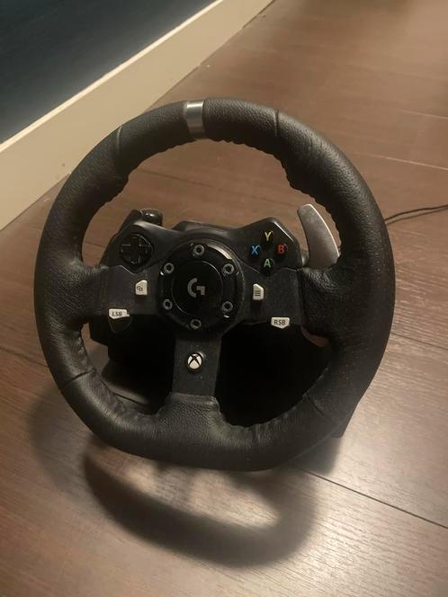 Logitech G920, Spelcomputers en Games, Spelcomputers | Xbox | Accessoires, Zo goed als nieuw, Xbox Original, Stuurtje of Sportattribuut