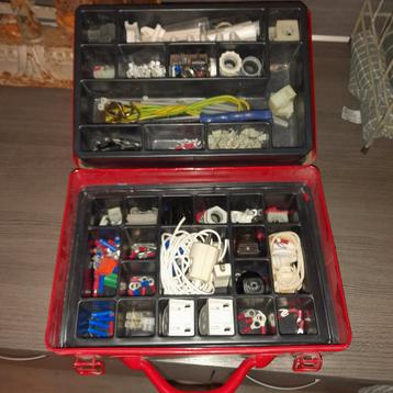 Allround-Box met diverse onderdelen elektra beschikbaar voor biedingen