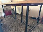 Grote eettafel.  Walnotenhout., Ophalen, Gebruikt