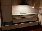 Goede gebruikte keuken met Siemens apparatuur, Huis en Inrichting, Keuken | Complete keukens, Ophalen, Hoekkeuken, Zo goed als nieuw