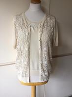 Leo & Ugo twinset maat 3 (38), Maat 38/40 (M), Beige, Ophalen of Verzenden, Zo goed als nieuw