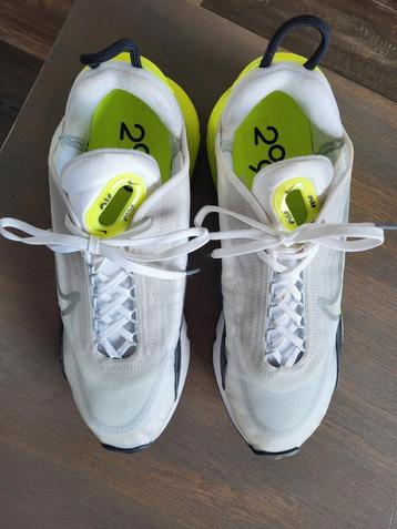 Z.g.a.n.air max 2090 voetbalschoenen 44 beschikbaar voor biedingen