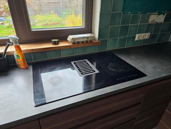 Ikea Fördelaktig inductiekookplaat met afzuiging 83cm, Witgoed en Apparatuur, Fornuizen, Gebruikt, Inbouw, Inductie, 4 kookzones