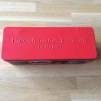 Happen naar Peijnenburg blik (125 jaar) rood ontbijtkoekblik, Verzamelen, Blikken, Ophalen of Verzenden, Gebruikt, Overige, Overige merken