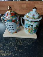 Twee Chinese theekopjes met deksel, Ophalen of Verzenden