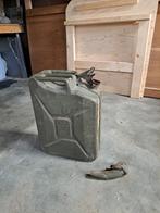 Legerjerrycan, Ophalen