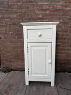 Wit kastje, Huis en Inrichting, Kasten | Overige, Ophalen, Gebruikt