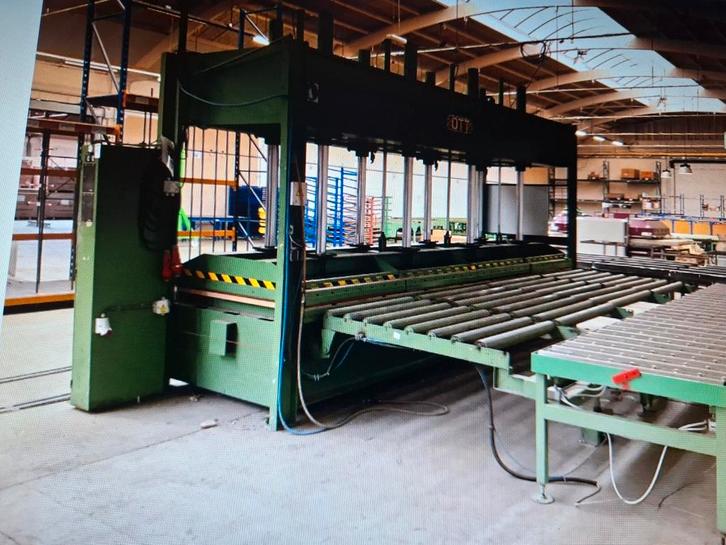 Paneelpers OTT 300 K-DSP plaat paneel fineer pers, Doe-het-zelf en Verbouw, Gereedschap | Overige machines, Gebruikt, Ophalen