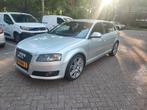 Audi A3 2.0 TFSI 200PK Sportback 2009 Grijs, Voorwielaandrijving, Zwart, 4 cilinders, Leder en Stof