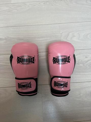 Roze Rumble Bokshandschoenen Junior 8oz beschikbaar voor biedingen