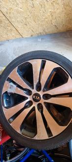 Kia velgen met banden 225 40 r18, Auto-onderdelen, Ophalen, 18 inch, Band(en), Zomerbanden