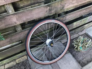 :Achterwiel 28 inch 7 NEXUS versnellingen rollerbrake beschikbaar voor biedingen