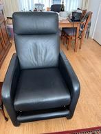 GRATIS :  Donkerblauwe lederen relaxstoel fauteuil, Huis en Inrichting, Fauteuils, Ophalen of Verzenden, Gebruikt, 75 tot 100 cm