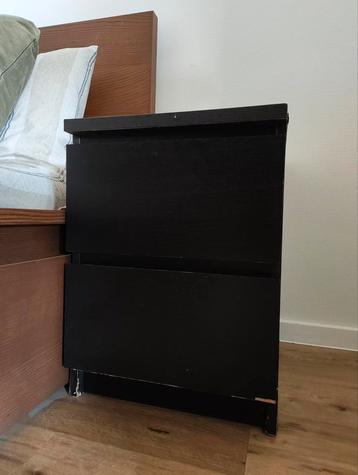 Bedkastje Malm (IKEA)