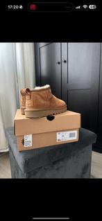 UGGS ultra mini maat 36 chestnut, Kleding | Dames, Schoenen, Ophalen of Verzenden, Zo goed als nieuw, Bruin