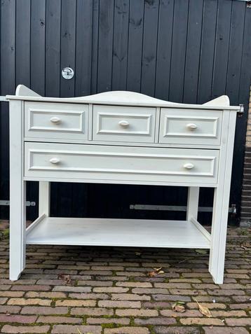 Lief! Lifestyle Commode / Dressoir beschikbaar voor biedingen