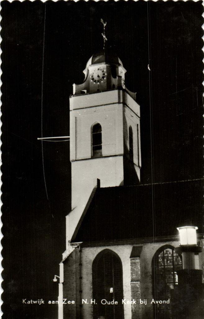 Katwijk aan Zee - N.H. Oude Kerk bij Avond - ongelopen, Verzamelen, Ansichtkaarten | Nederland, Ongelopen, Zuid-Holland, Voor 1920