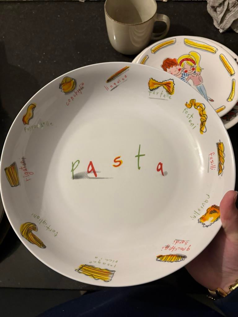 Groot Pasta Bord, Huis en Inrichting, Keuken | Servies, Gebruikt, Ophalen of Verzenden, Bord(en), Overige stijlen