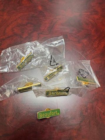 Barbour Pins - 5x Barbour, 1x Beaufort 40th Anniversary beschikbaar voor biedingen