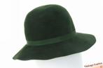 Vintage Dameshoed groen velour 55 = S - XS gratis verzenden, Ophalen of Verzenden, Zo goed als nieuw, 55 cm (S, 6⅞ inch) of minder