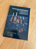 Levenscyclusanalyse Studieboek, Ophalen of Verzenden, Beta, Zo goed als nieuw, HBO