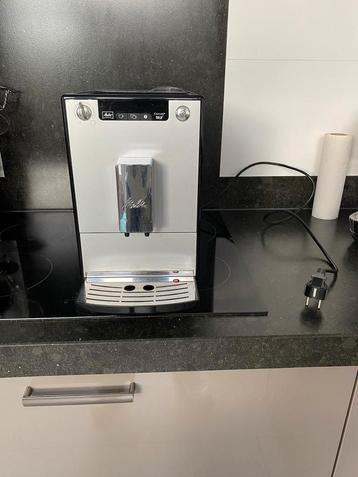 Koffiezetapparaat ( bonen ) Melitta, vol automatisch  beschikbaar voor biedingen