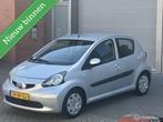 Toyota Aygo 1.0-12V +✅AIRCO✅✅, Voorwielaandrijving, Gebruikt, Metallic lak, 4 stoelen