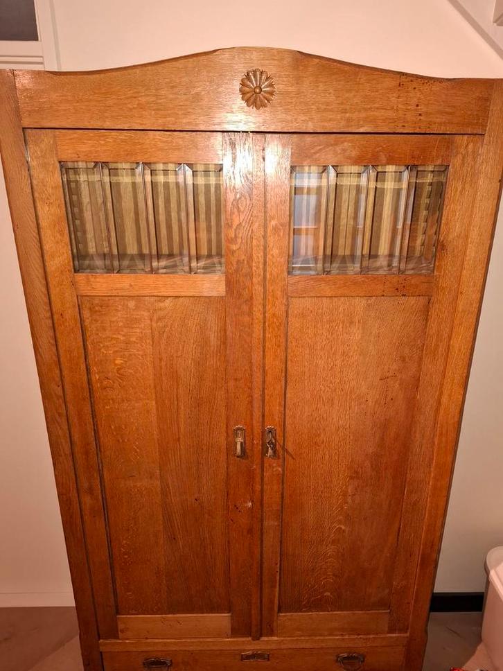 Antieke eikenhouten kast met glas, Antiek en Kunst, Antiek | Meubels | Kasten, Ophalen