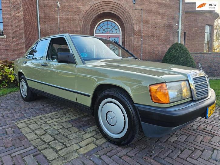 Mercedes-Benz 190-serie 2.0 E UNIEK *34.000km* AUTOMAAT, Auto's, Mercedes-Benz, Bedrijf, Te koop, 190-Serie, Benzine, Sedan, Automaat