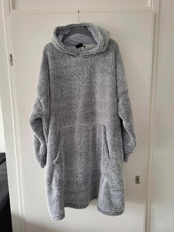 Nieuw leuke teddy jurk Zizzi, maat 50, kleur grijs