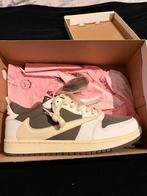 Air Jordan 1 Low Travis Scott Reverse Mocha - Maat 43, Kleding | Heren, Schoenen, Ophalen of Verzenden, Nieuw, Bruin, Sneakers of Gympen
