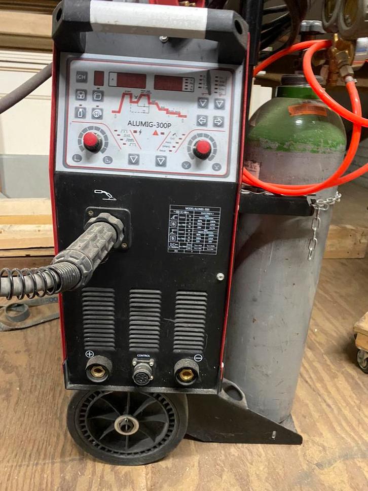 Lasaparaat  Alumig 300P zgan, Doe-het-zelf en Verbouw, Gereedschap | Lasapparaten, Zo goed als nieuw, Overige typen, 250 ampère of meer