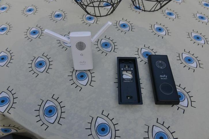 Eufy videodeurbel, Huis en Inrichting, Deurbellen, Gebruikt, Draadloos, Ingebouwde camera, Compatibel met smartphone, Bewegingsdetectiesensor
