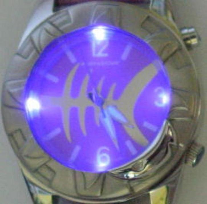 Fishbone dames horloge met leds led nieuw NOS van 50voor10€, Sieraden, Tassen en Uiterlijk, Horloges | Dames, Nieuw, Overige merken