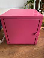 Roze IKEA kastje met deurtje - 25x25x25, Huis en Inrichting, Kasten | Lockerkasten, Ophalen, Zo goed als nieuw
