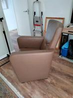 Lederen fauteuil, weinig gebruikt, rugleuning verstelbaar, Huis en Inrichting, Fauteuils, Ophalen, Zo goed als nieuw