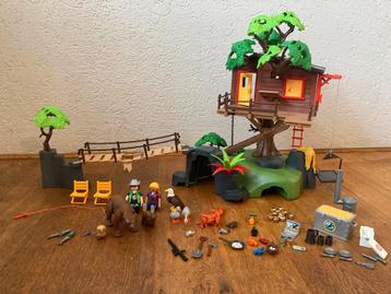 Playmobil wild life, boomhut. 5557 beschikbaar voor biedingen